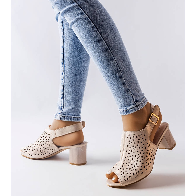 Sandale cu bloc auriu Fiamma de aur 1