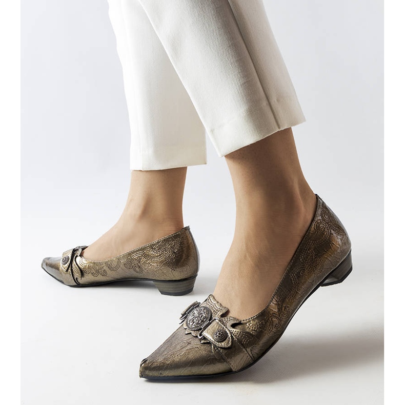 Pompe argintii cu toc mic de la Siciliano gri 2