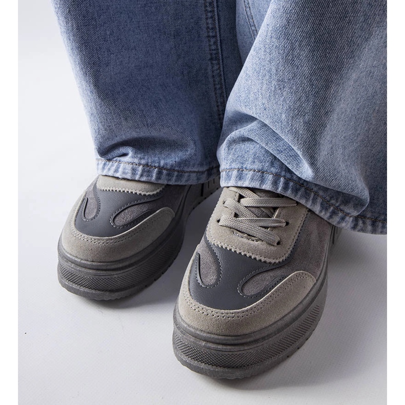 Tenisi gri cu platformă de la Fabienne 2