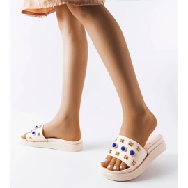 Tobogane decorate bej de la Montesarchio 2