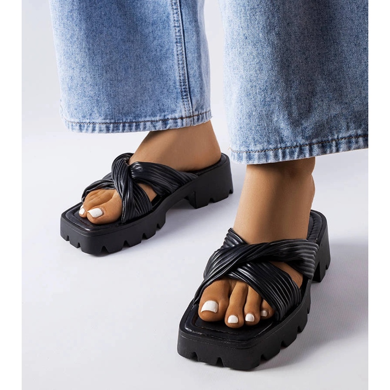 Glisoare Dubé negre cu tălpi de tractor negru 1