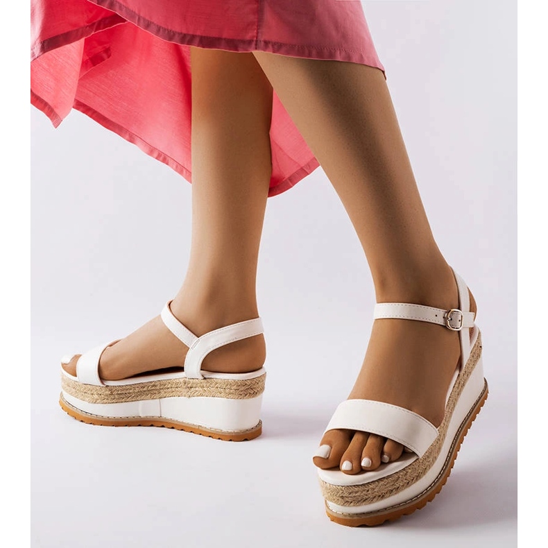 Sandale cu pană albe de la Access 2