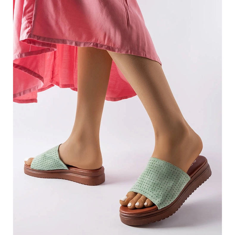 Papuci verzi cu căptușeală ajurata de la Idabel verde 2