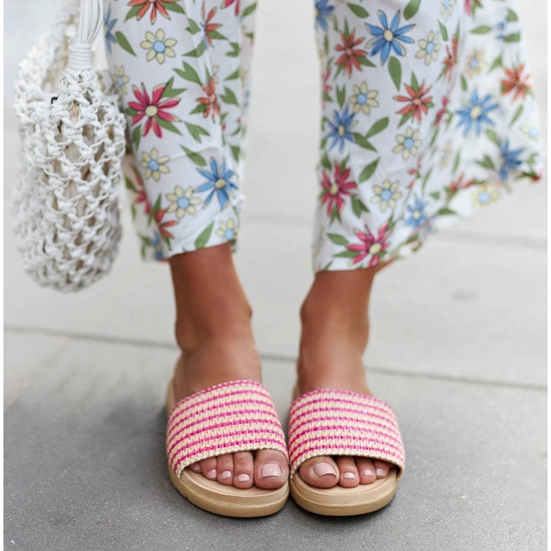 Sandale Capovalle țesute roz 1