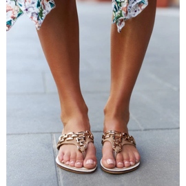 Slapi maro eleganti de la Buttapietra 1