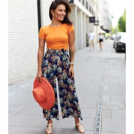 Sandale bej decorate cu strasuri de la Gaetano 1