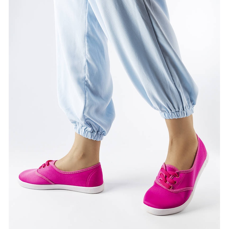 Adidași roz Lafayette 1