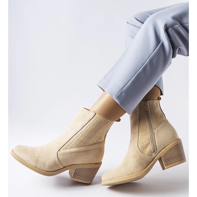 Botine bej din piele ecologică cu toc mic Sovere 1