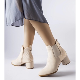 Botine Monte bej cu toc jos 1