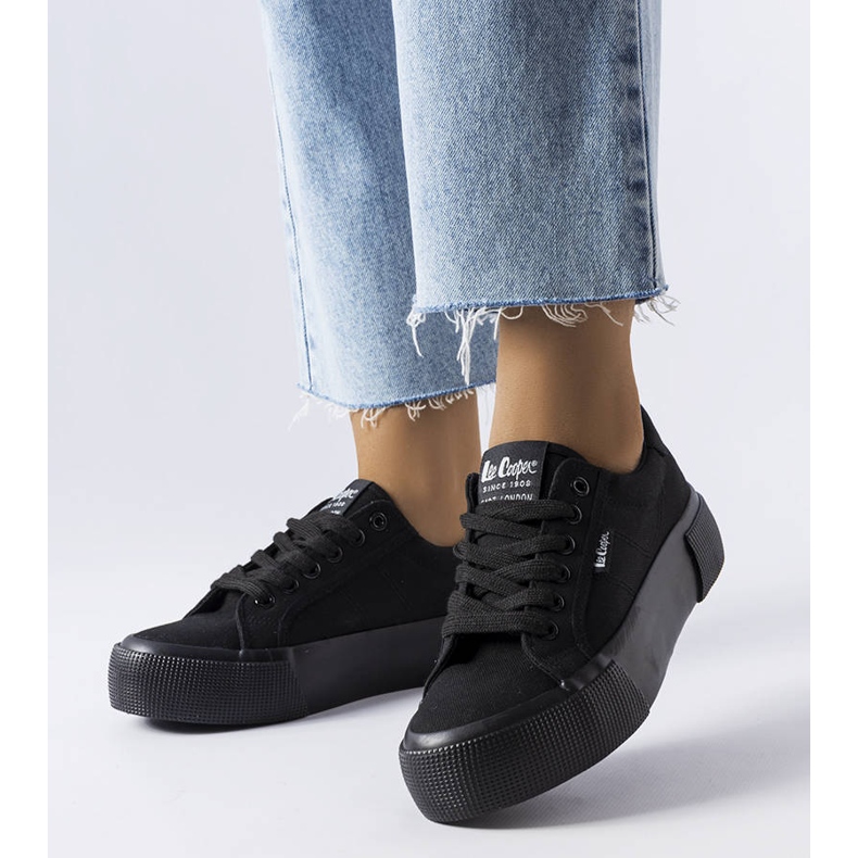 Tenisi negri Lee Cooper LCW-22-31-0885L negru 1