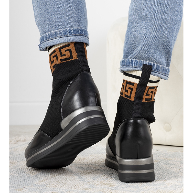 Adidași negri cu pană Wanda negru 1