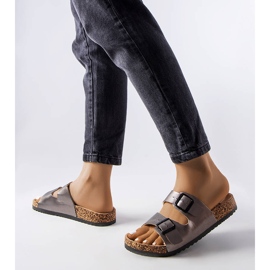 Glisoare din plută gri cu catarame de la Lee Cooper LCW-22-35-1153L 1