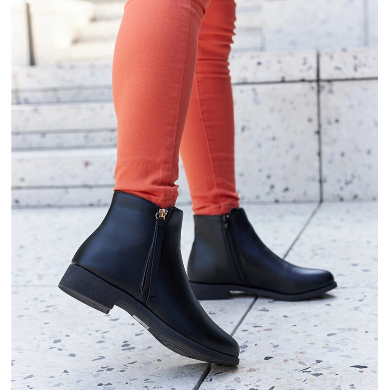 Botine plate izolate negre Paien negru 2