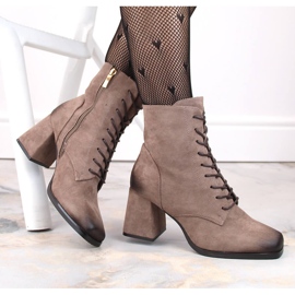 Botine de piele intoarsa de dama cu sireturi si fermoar, maro Potocki SZ12185 1