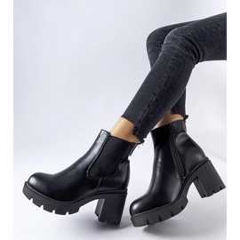 Botine negre cu toc gros de la Tobiassen negru 1 Botine negre cu toc gros de la Tobiassen negru 1