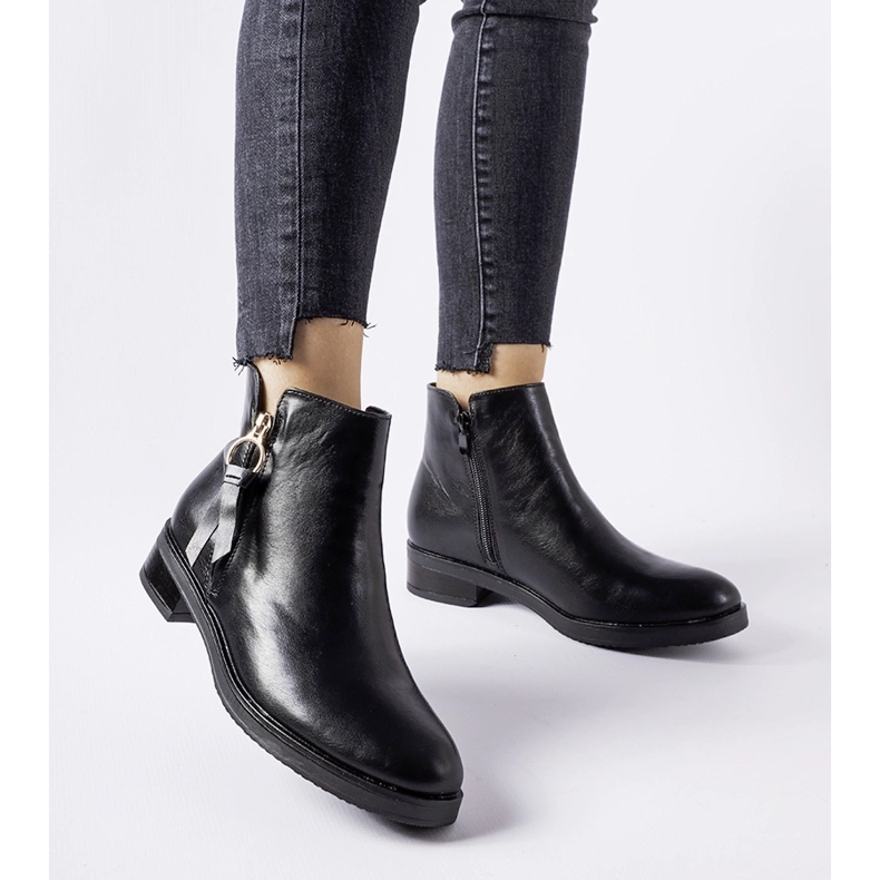 Botine clasice Corciano izolate negre negru 1