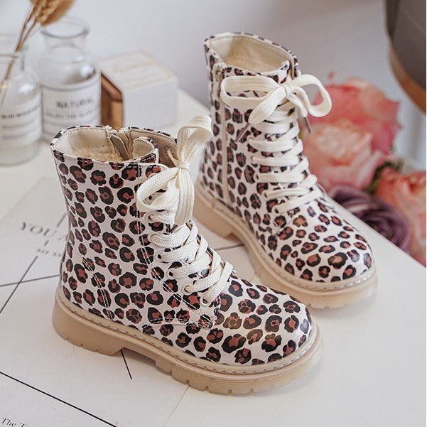 Botine izolate pentru copii cu fermoar, Dolida Bej si maro 1 Botine izolate pentru copii cu fermoar, Dolida Bej si maro 1