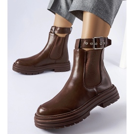 Cizme maro cu închidere decorativă de la Jonesboro 1 Cizme maro cu închidere decorativă de la Jonesboro 1