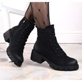 Botine izolate cu șireturi și fermoar Jezzi W JEZ422A, negre negru 1