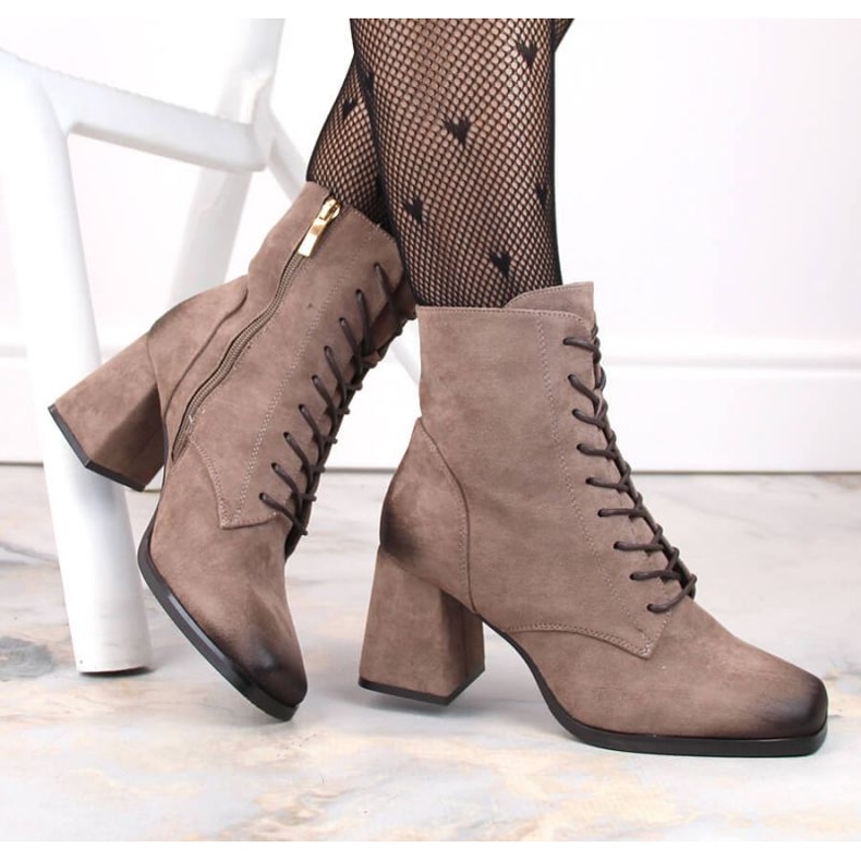 Botine din piele intoarsa cu sireturi si fermoar Potocki W WOL191B maro 1