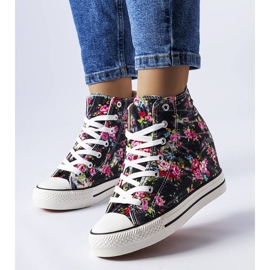 BM Tenisi negri cu pană cu flori de la Fouquet negru 1