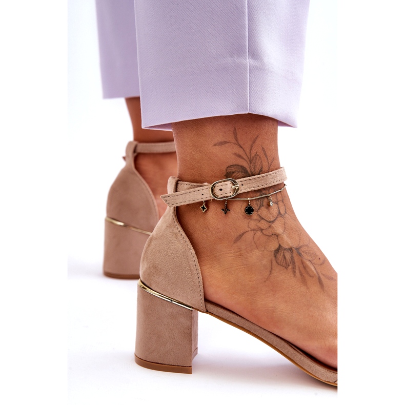 Sandale Pe Un Toc Stabil Bej 2