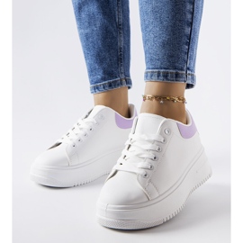 Adidași cu platformă alb și violet de la Holante 1