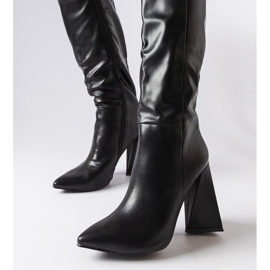 Cizme negre Medicina pe post negru 2 Cizme negre Medicina pe post negru 2