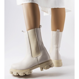 Cizme de muncitor bej de la Vallejo 1