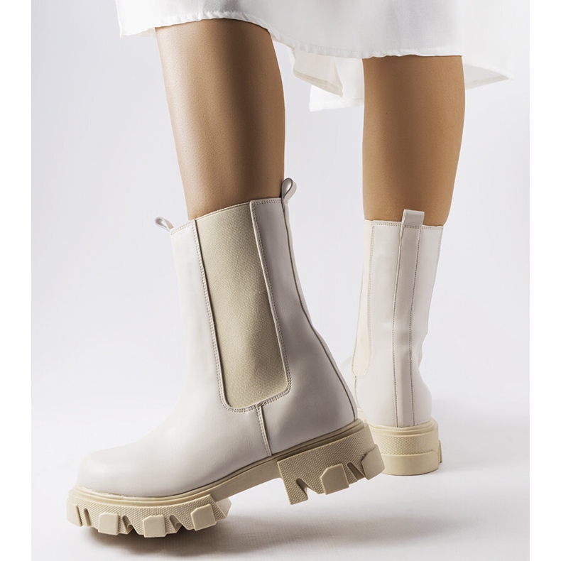 Cizme de muncitor bej de la Vallejo 1