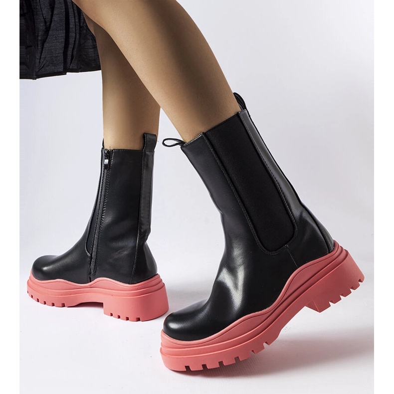 Cizme negre cu talpa colorata de la Delebio negru 1