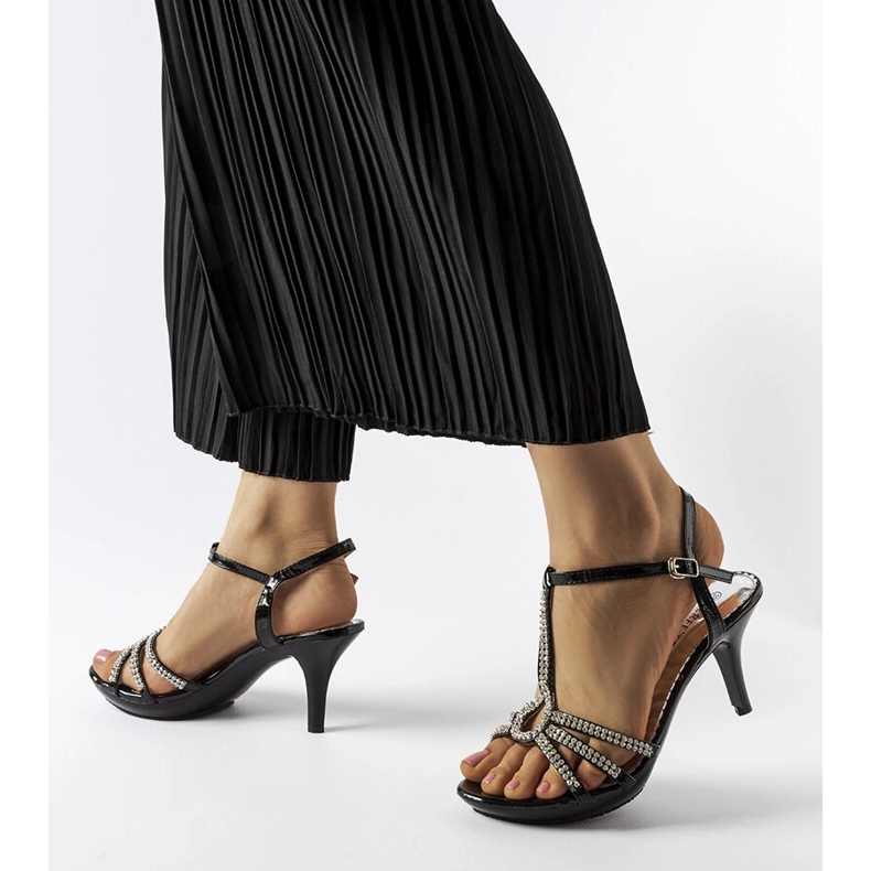 Sandale negre cu toc inalt cu zirconii cubi de la Levane negru 1