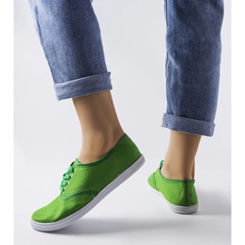 Adidasi verde Wang 1