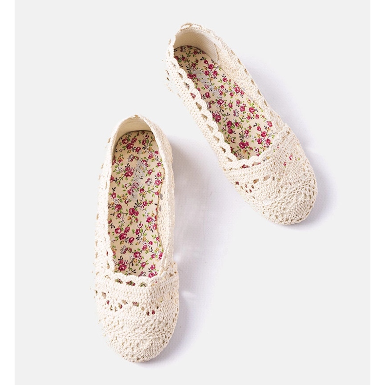 Balerini bej crosetati pentru copii de la Lisa 1