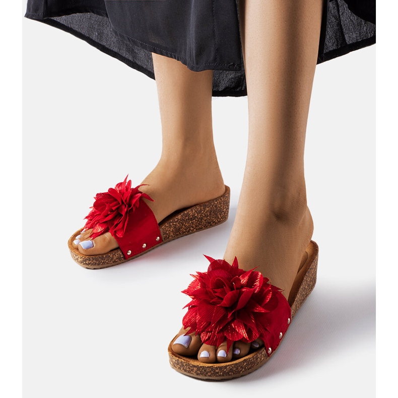 Sandale roșii cu o floare pe talpă de plută de la Anjali roșu 1