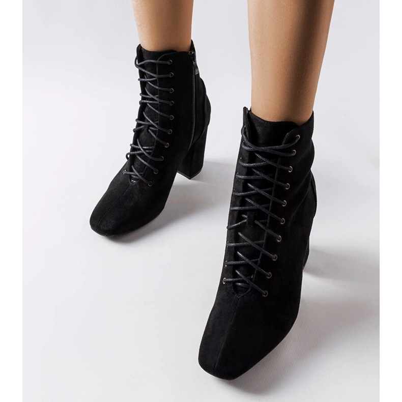 Botine negre cu șireturi de la Drouins negru 1