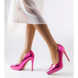 Tocurile roz oglindă ale lui Kristin 1