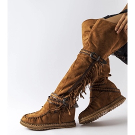 Inna Cizme maro cu pană de la Novella 1 Inna Cizme maro cu pană de la Novella 1