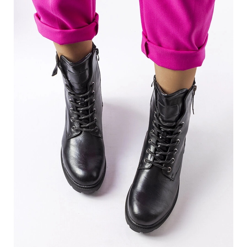 Cizme izolate negre de la Ailen negru 2