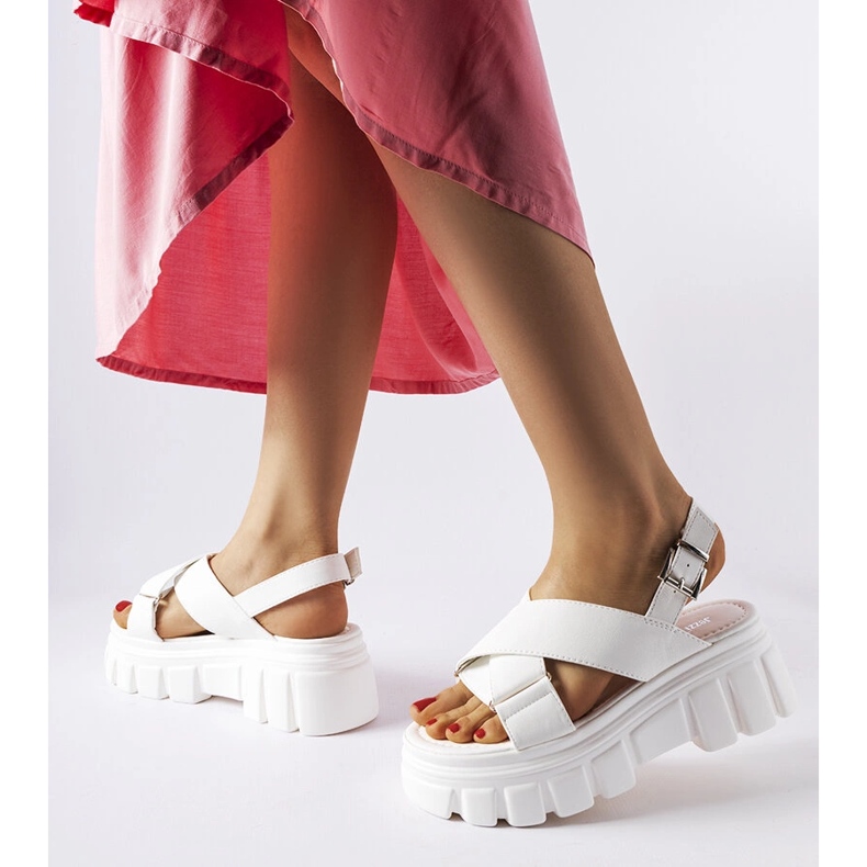 Sandale albe cu platforma elegante Torriana 1