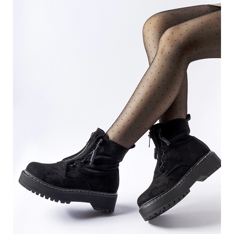 Botine negre Doganella cu fermoar negru 1