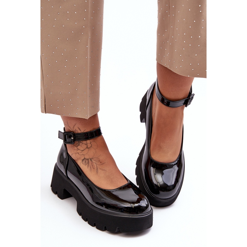 WS1 Pantofi de damă din piele lăcuită cu toc mic și cataramă, negri de la Owena negru 1 WS1 Pantofi de damă din piele lăcuită cu toc mic și cataramă, negri de la Owena negru 1