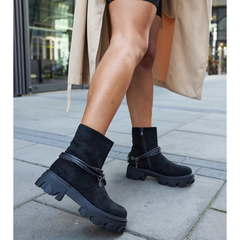 Botine negre cu brățară decorativă negru 2