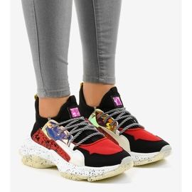 Adidași sport negri cu sistemul B0-211 alb negru roșu 1 Adidași sport negri cu sistemul B0-211 alb negru roșu 1