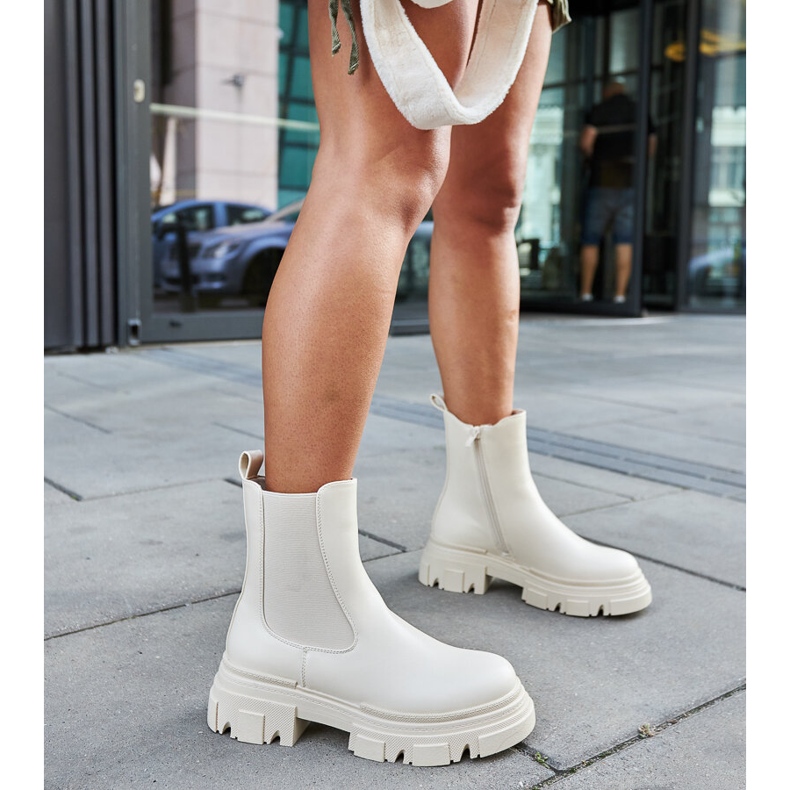 Botine crem cu inserție de cauciuc D'Isola bej 2