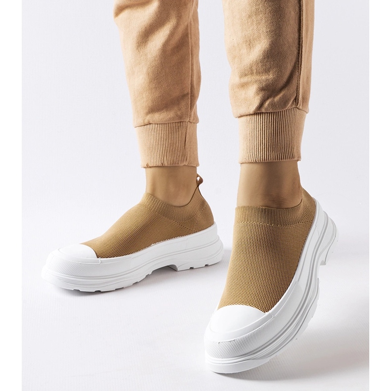 Tenisi maro cu platformă Baratili 1 Tenisi maro cu platformă Baratili 1