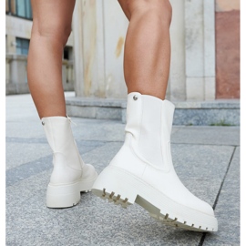 Botine izolate crem pe platforma Rinaldo bej 4