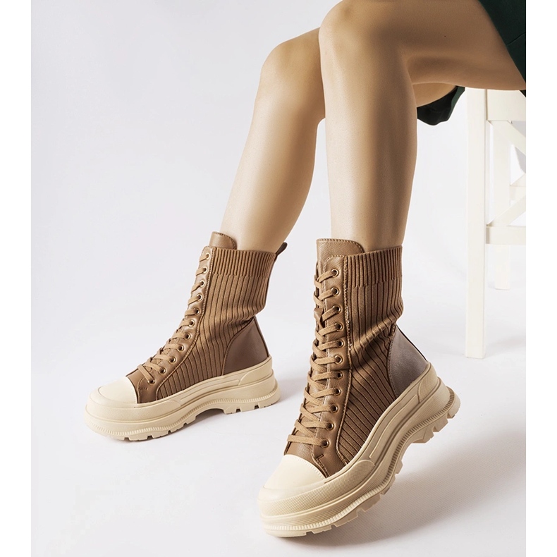 Ciorapi maro cu talpa groasa de la Vitto 1