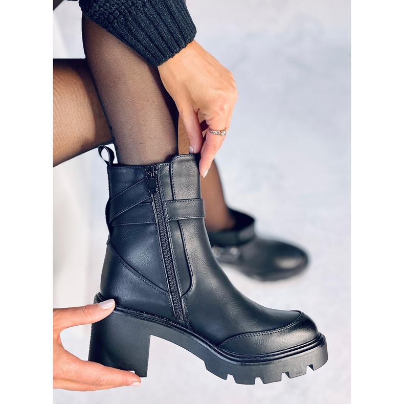 Cizme Carter Black cu toc lat negru 1