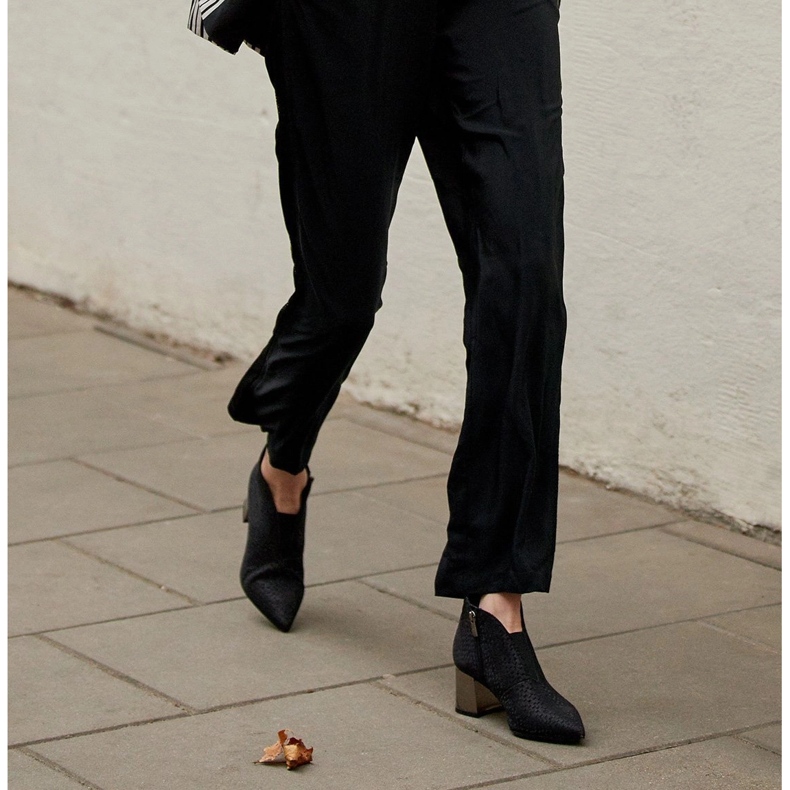 Marco Shoes Ghete subțiri cu cauciuc în partea superioară și toc metalic negru 1